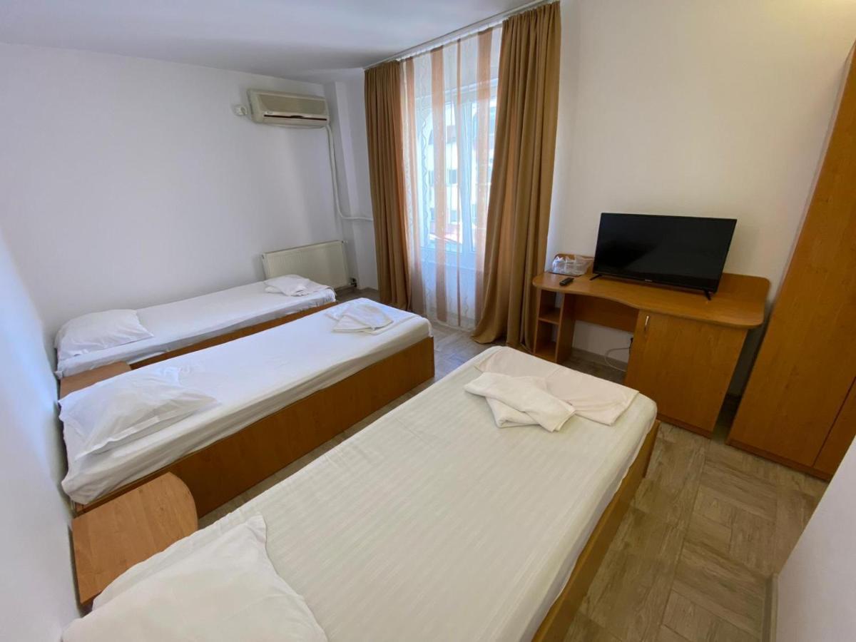 Hotel Gorj Targu Jiu Ngoại thất bức ảnh