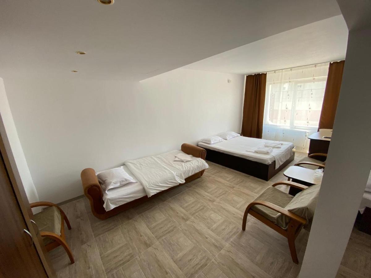Hotel Gorj Targu Jiu Ngoại thất bức ảnh
