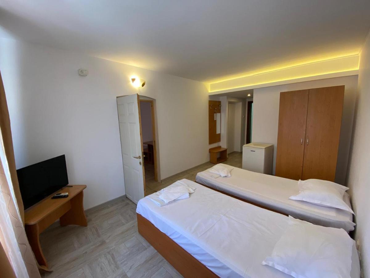 Hotel Gorj Targu Jiu Ngoại thất bức ảnh