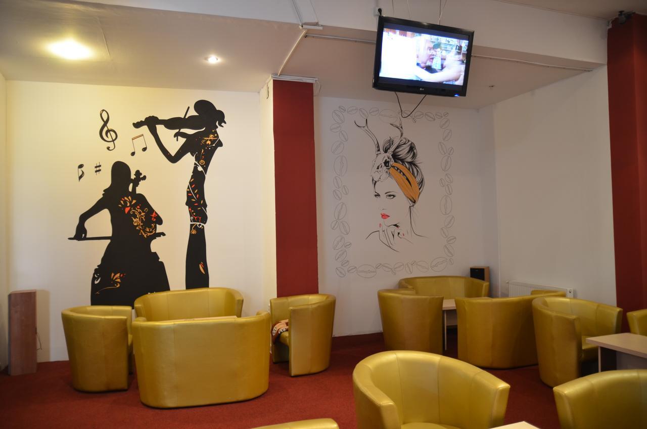 Hotel Gorj Targu Jiu Ngoại thất bức ảnh
