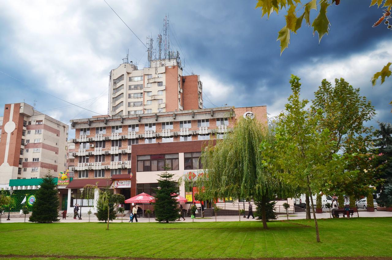 Hotel Gorj Targu Jiu Ngoại thất bức ảnh