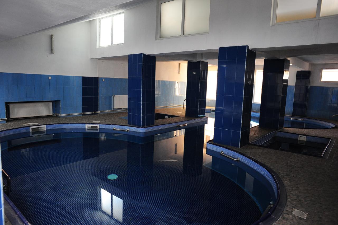 Hotel Gorj Targu Jiu Ngoại thất bức ảnh